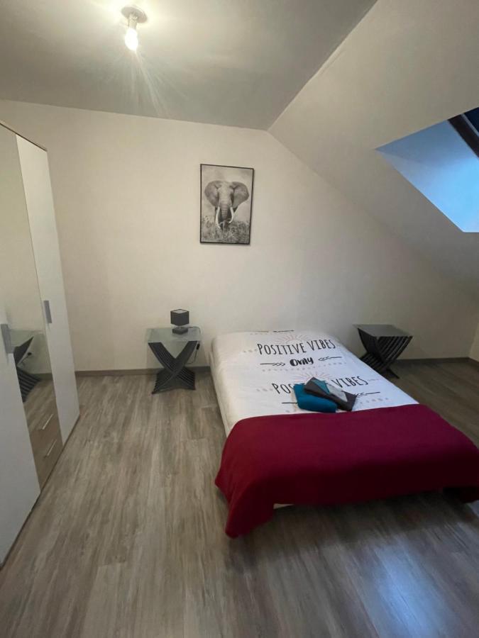 Appartamento Le Familiale Climatise & Wi-Fi Internet Paroy-sur-Tholon Esterno foto