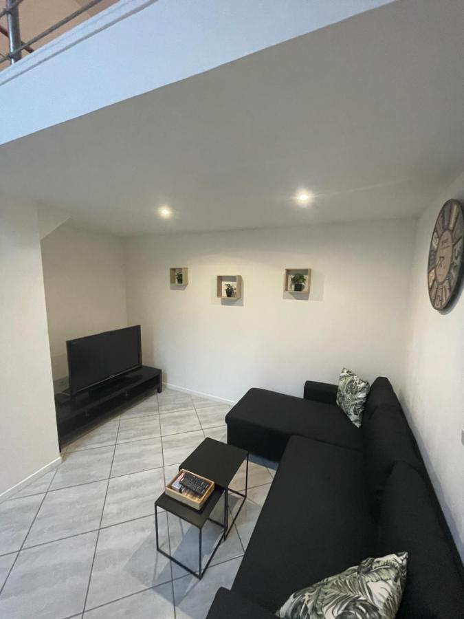 Appartamento Le Familiale Climatise & Wi-Fi Paroy-sur-Tholon Esterno foto